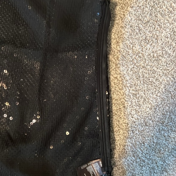 Patricia Field Black Sequins Model Faced Top Sz 12 - Picture 4 of 7